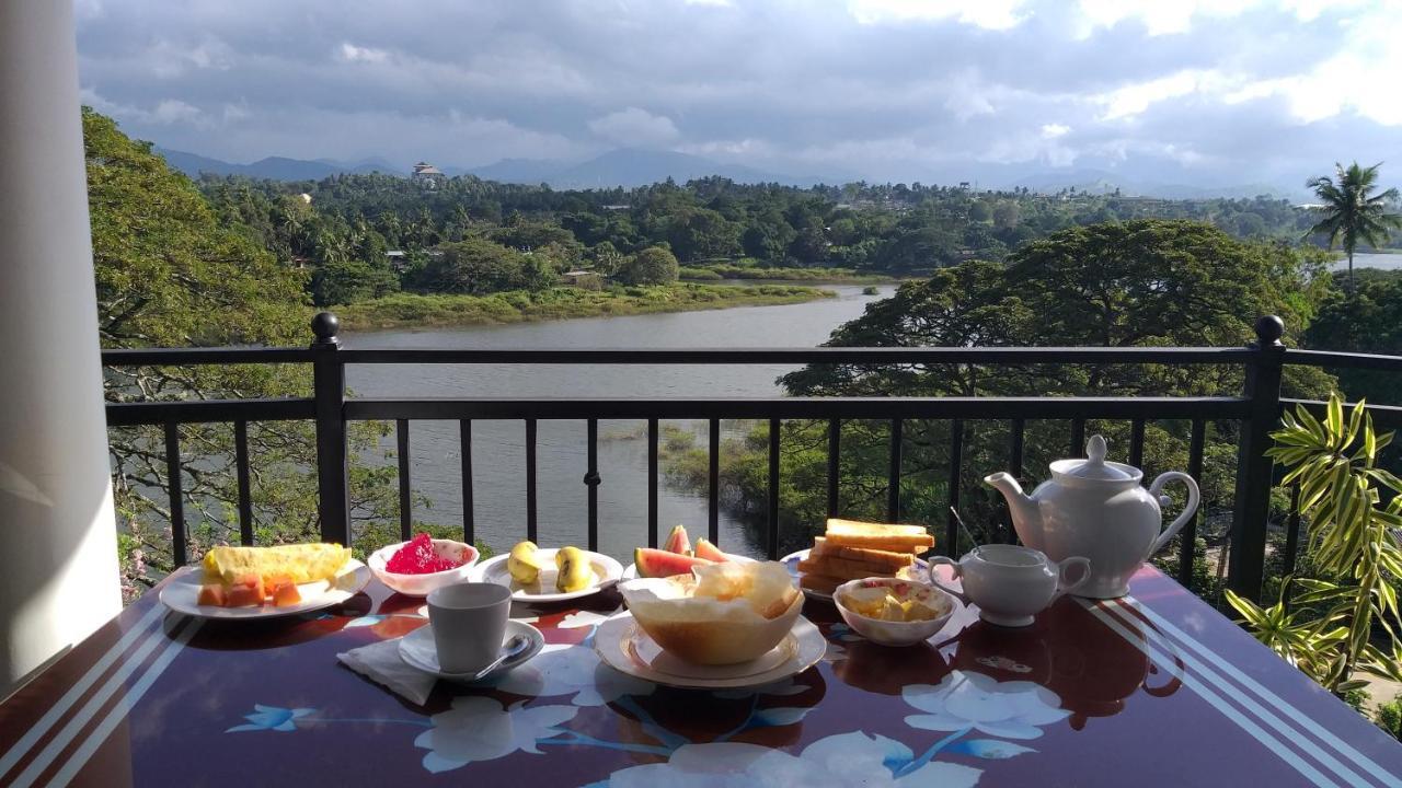 Mahaweli King'S Villa Kandy Eksteriør bilde